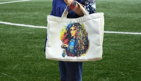 stylish totes